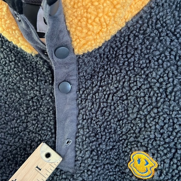 Dutch Bros Teddy Multi Color Fleece Snap Jacket - Size Small - Picture 8 of 8